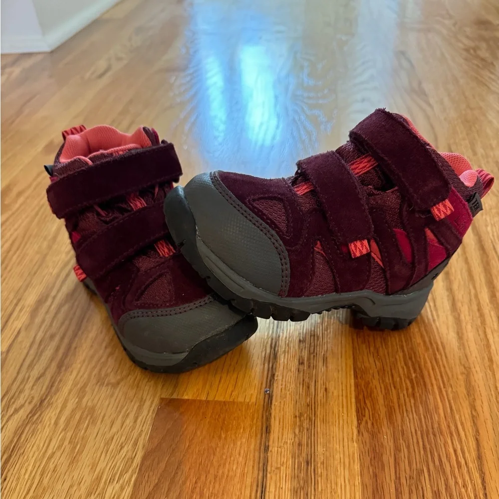 L.L. Bean Kids Boots - Burgundy and Gray - Picture 2 of 5